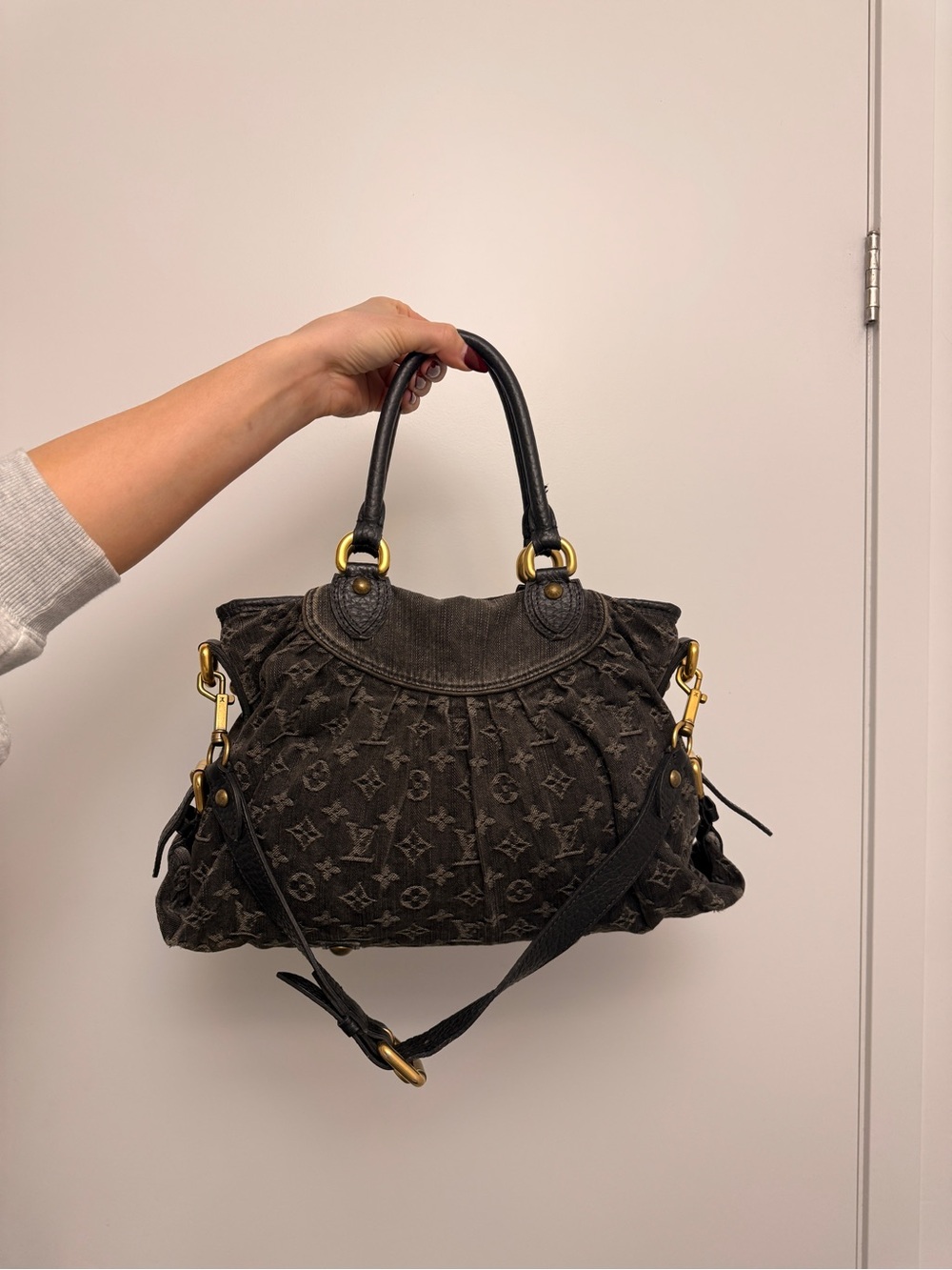 Vintage 2007 Louis Vuitton Neo Cabby MM Black Denim with Gold Hardware
